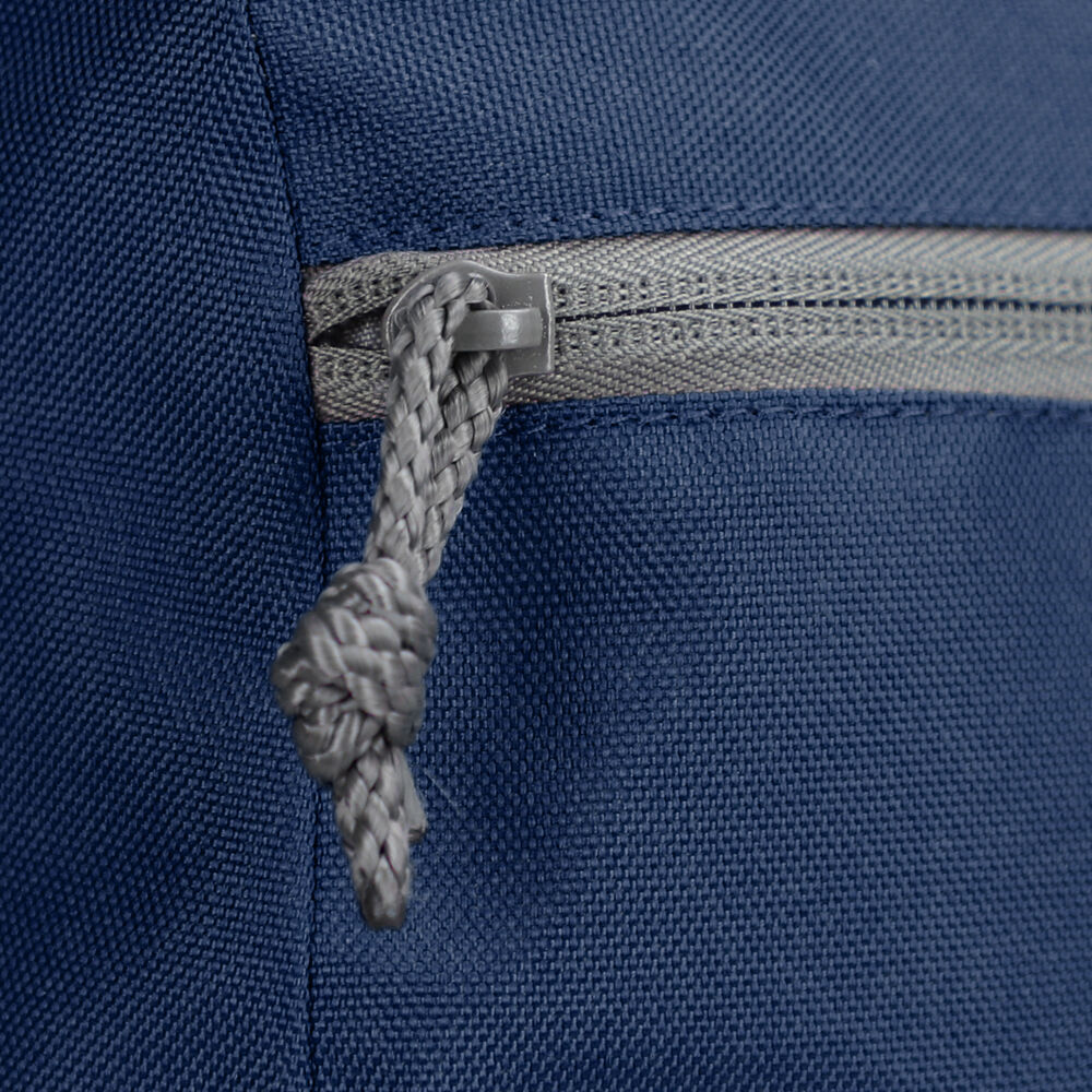1582001-853_sportdaypack_navy_closeup