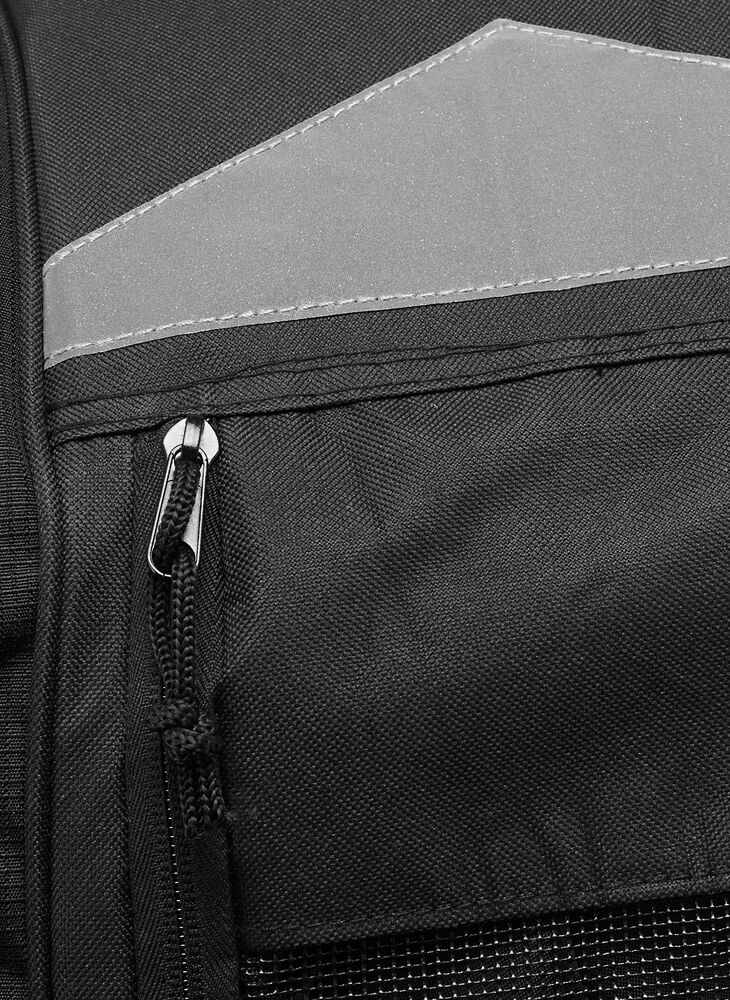 158825-990_ActiveLinePadelBackpack_Black_closeup6