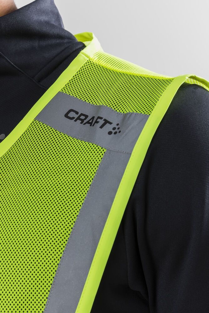 1906427_851000_All_Year_Mesh_Vest_C4