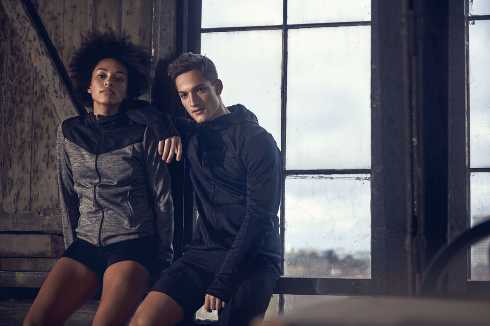 1906883-975999_1905952-999221_1906882-999999_1905969-999000