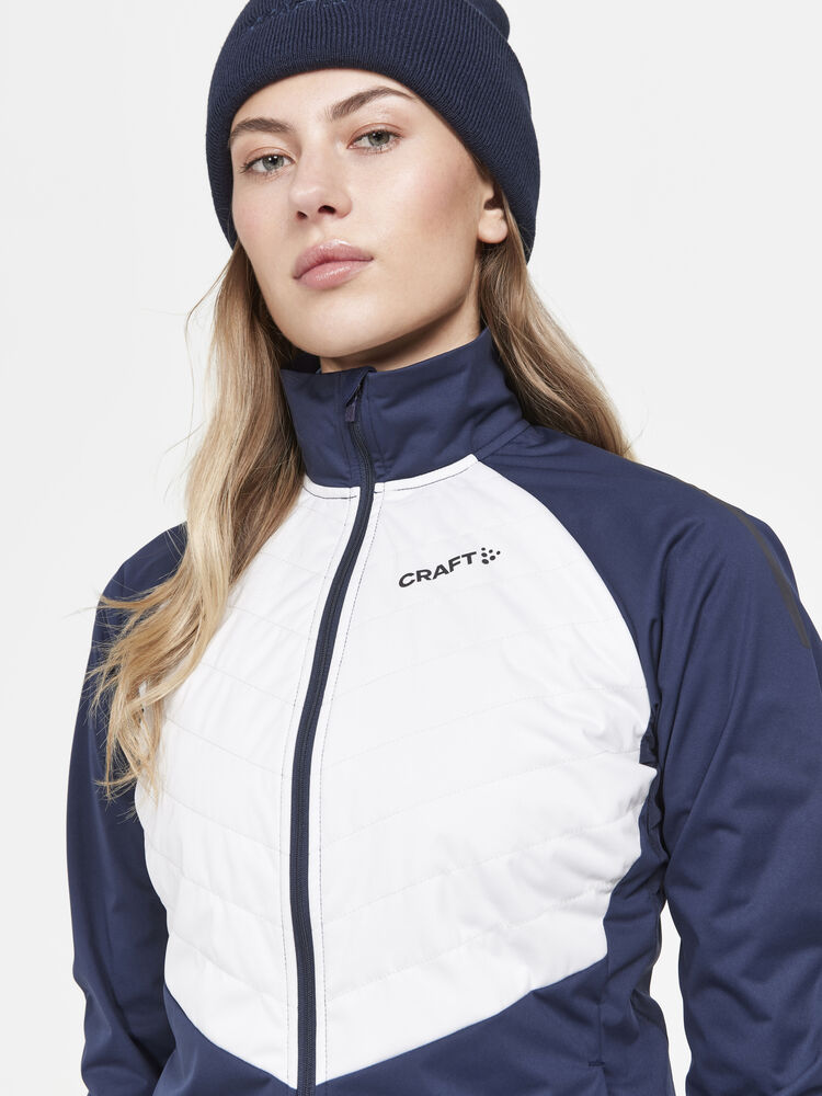 1907773-396914_ADV-Nordic-Training-Jacket-W_Closeup3