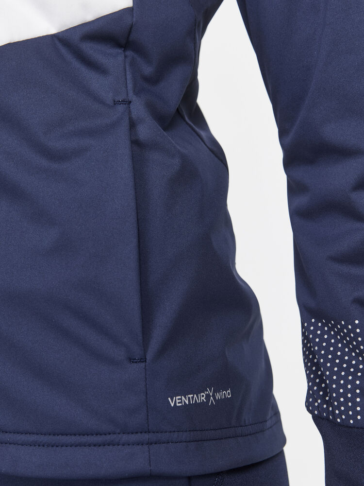 1907773-396914_ADV-Nordic-Training-Jacket-W_Closeup4