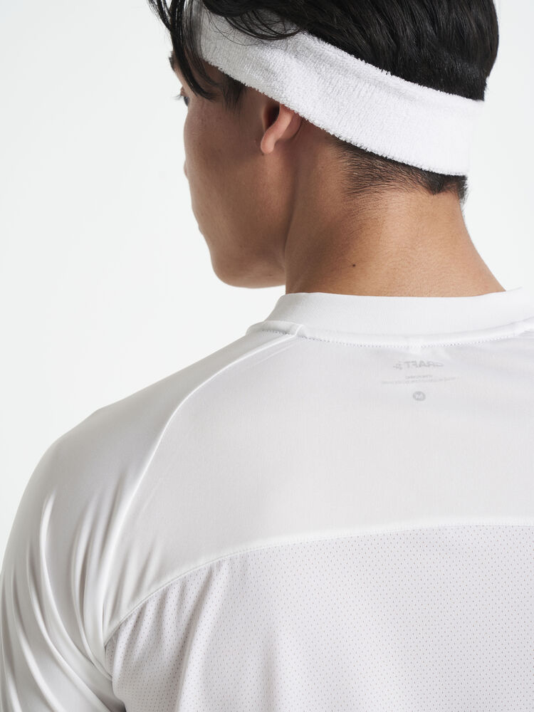 1908225-900999_Pro-Control-Impact-Polo-M_Closeup5