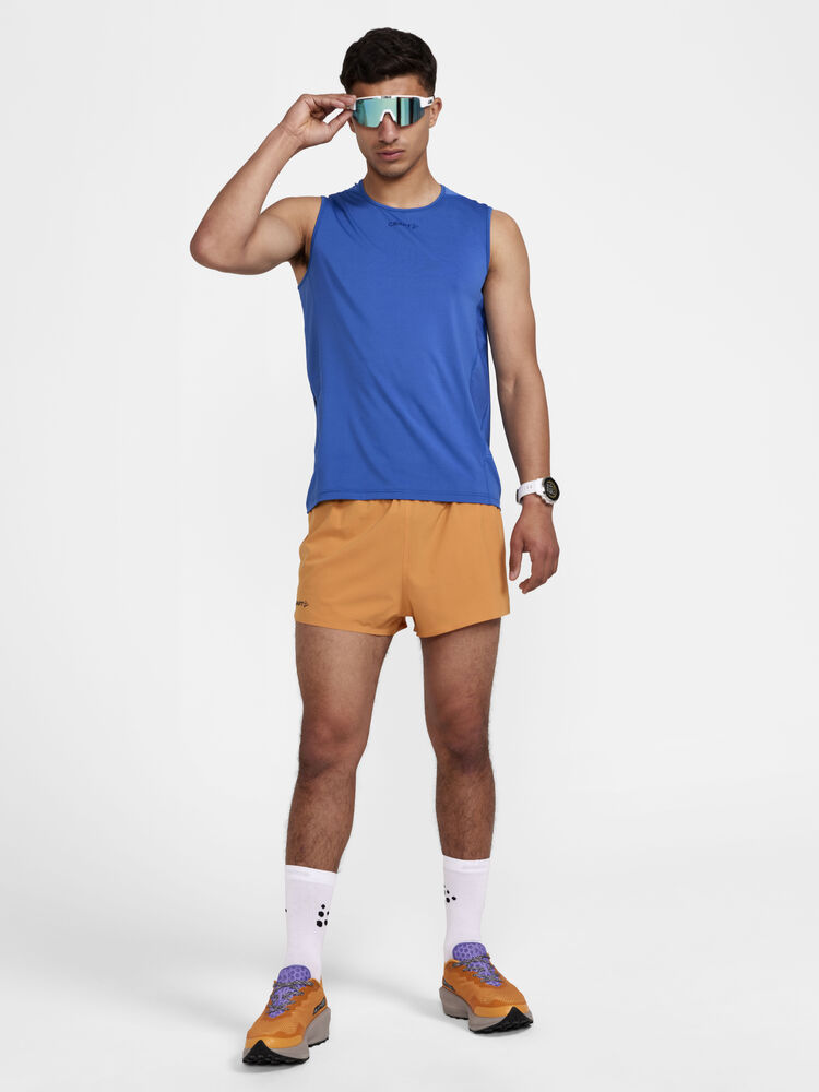 1908752-379000_ADV-Essence-SL-Tee-M_Closeup4