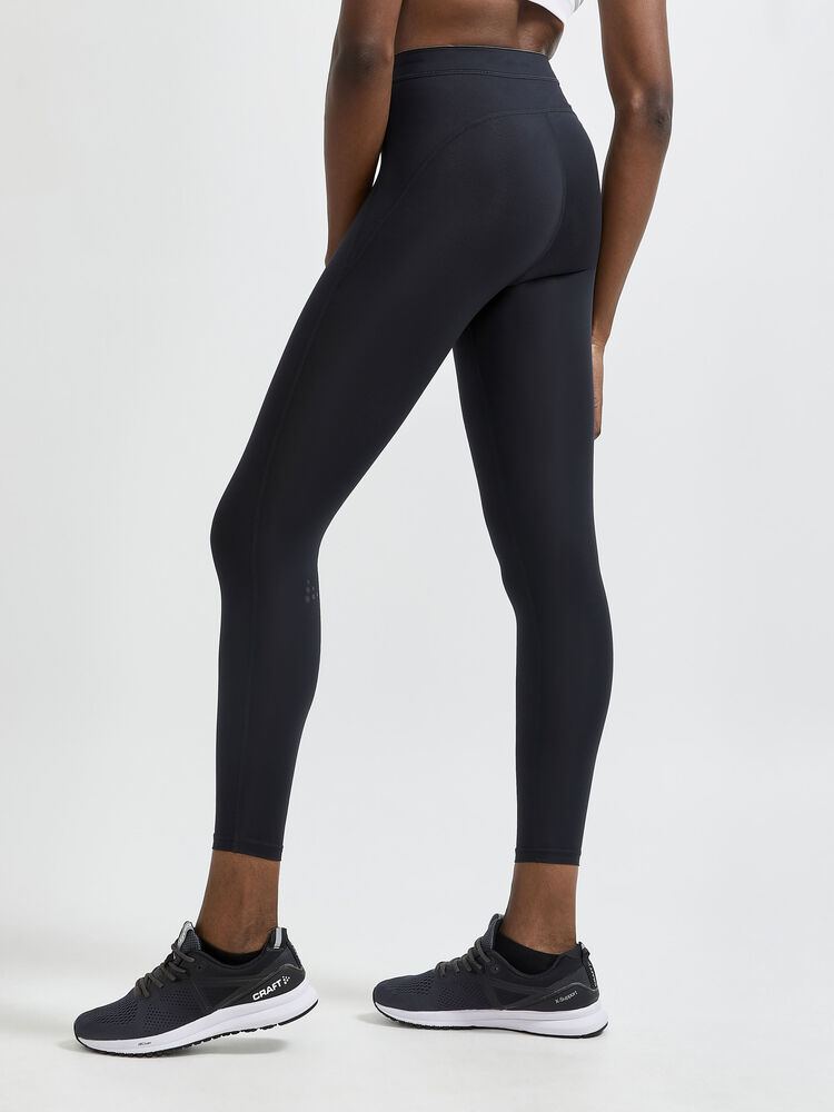 1908785-999000_ADV-Essence-Compression-Tights_Closeup2