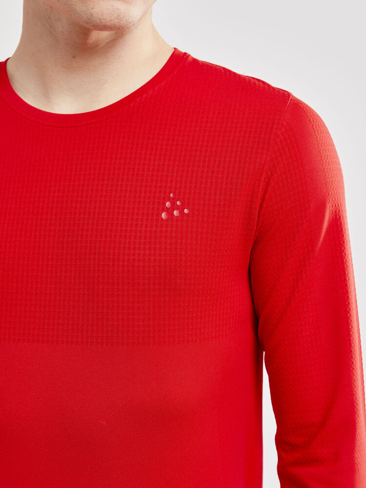 1908844_430000_Fuseknit-Light-RN-LS_C3