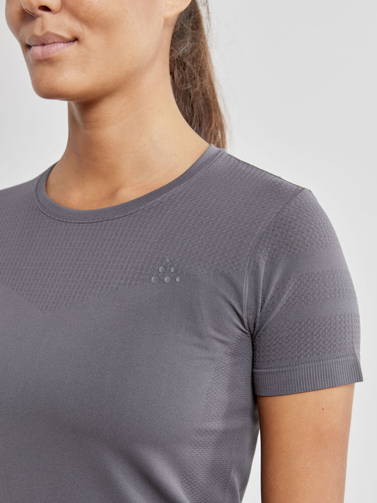 1908846_985000_Fuseknit-Light-RN-SS_C3