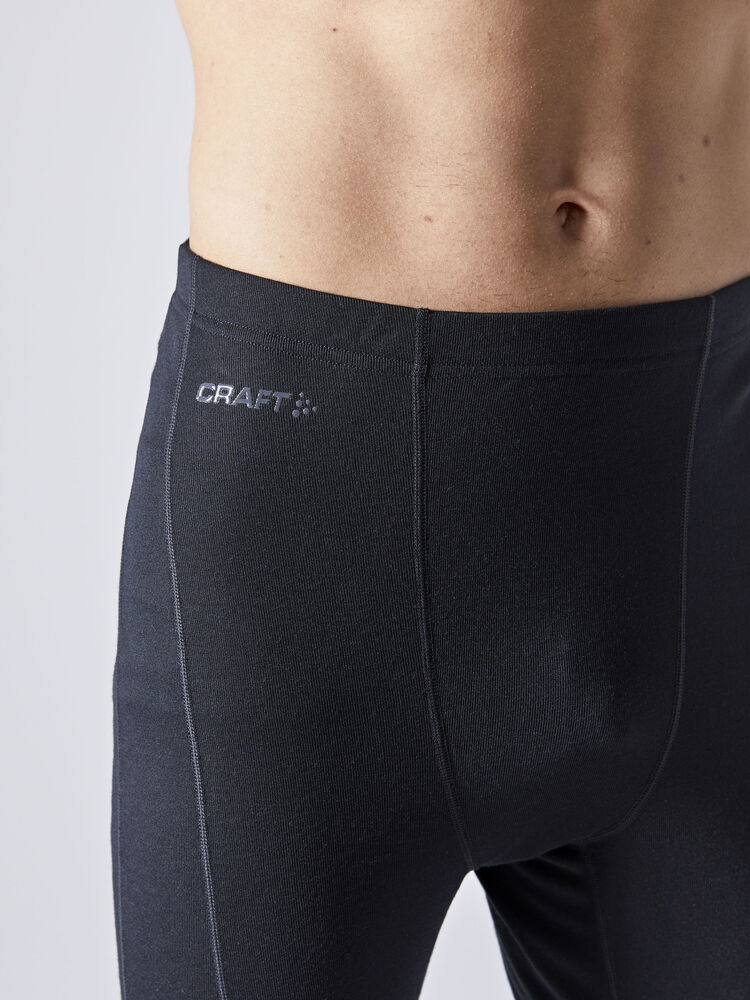 1909709-999000_CORE-Warm-Baselayer-Set_Closeup6