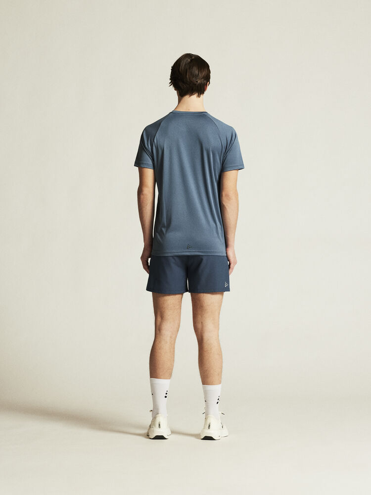 1909878-376000_Core-Unify-Training-Tee-M_closeup3