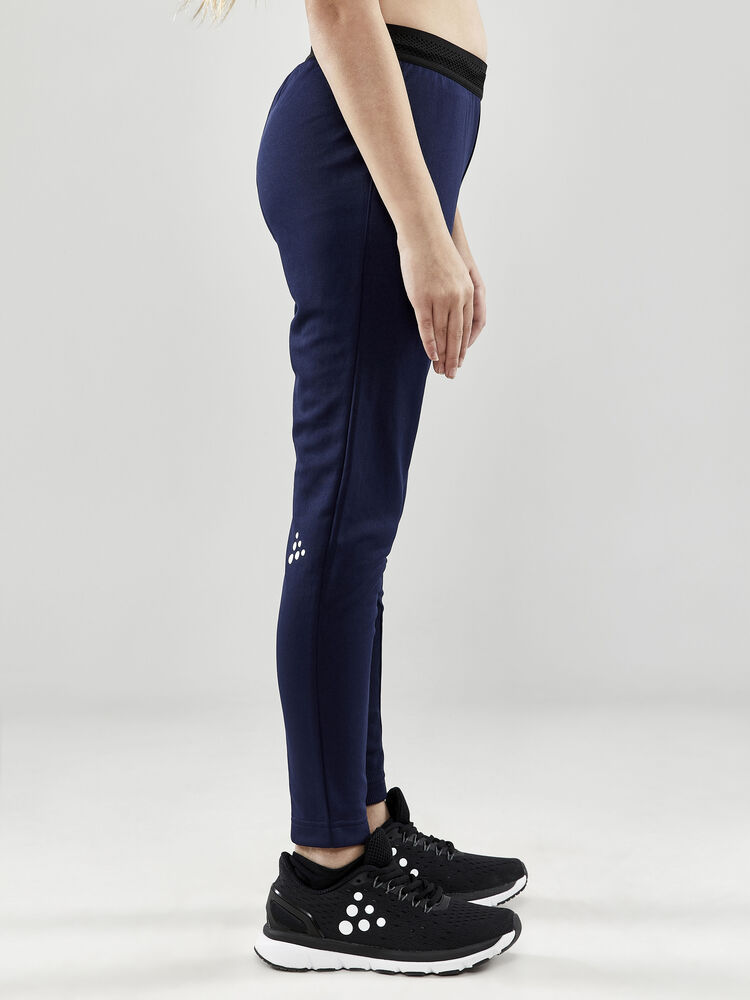 1910168-390000_Evolve-Slim-Pants-JR_Closeup2