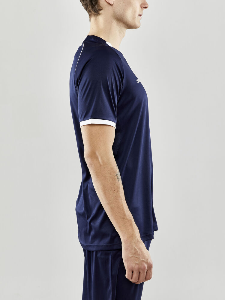 1910172-390000_Progress-2.0-Solid-Jersey-M_Closeup2