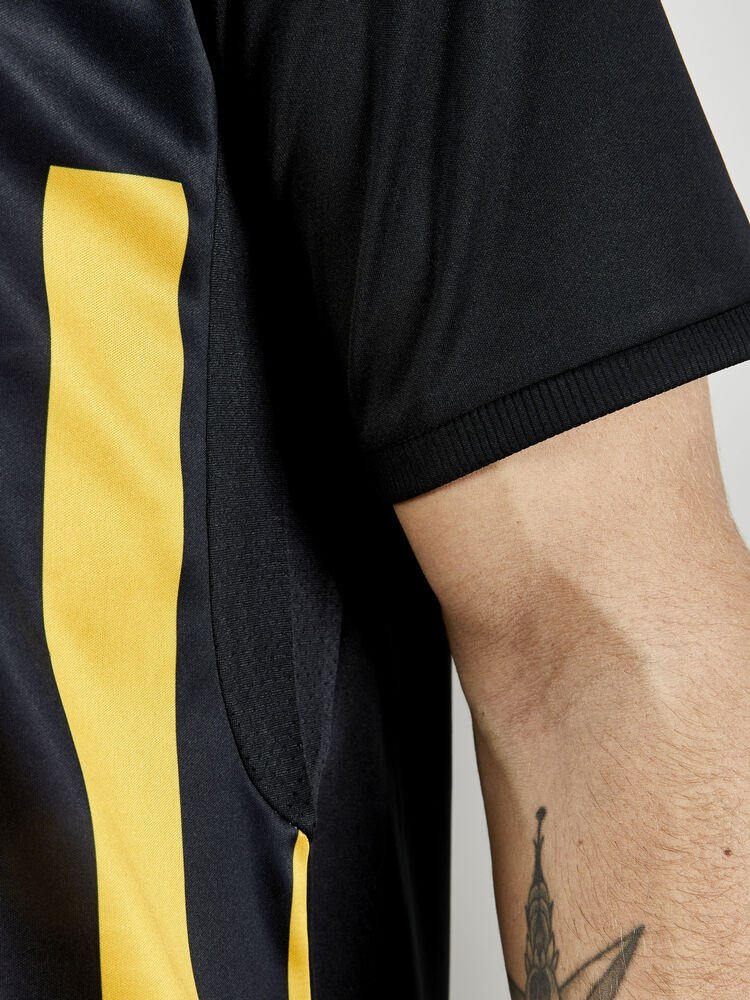 1910175-999552_Progress-2.0-Stripe-Jersey-M_Closeup5