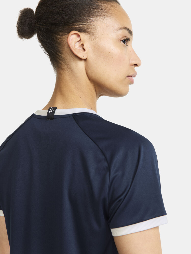 1910179-390900_Progress-2.0-Graphic-Jersey-W_closeup4