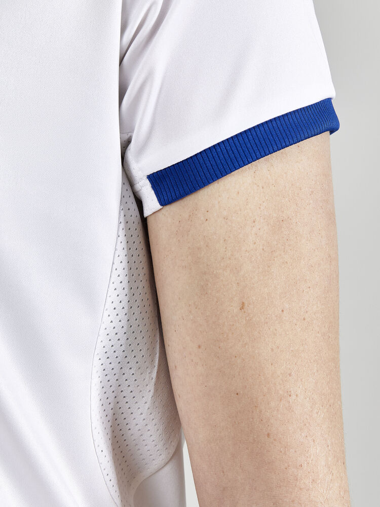 1910179-900346_Progress-2.0-Graphic-Jersey-W_Closeup4