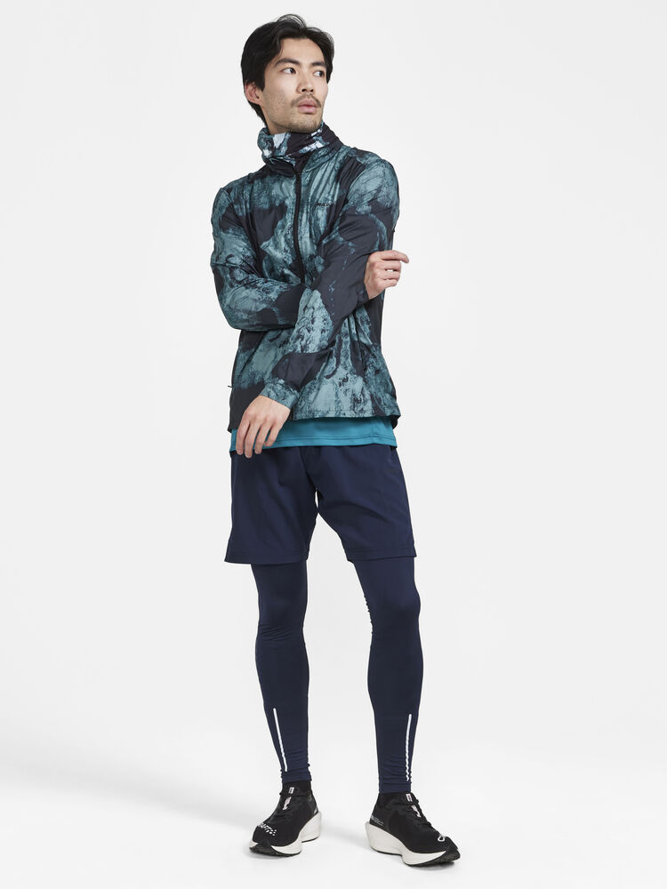 1910262-396396_Core-Essence-Shorts-M_Closeup4