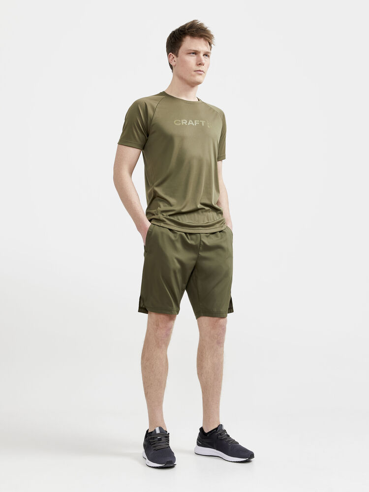 1910262-669000_CORE-Charge-Shorts-M_Closeup4