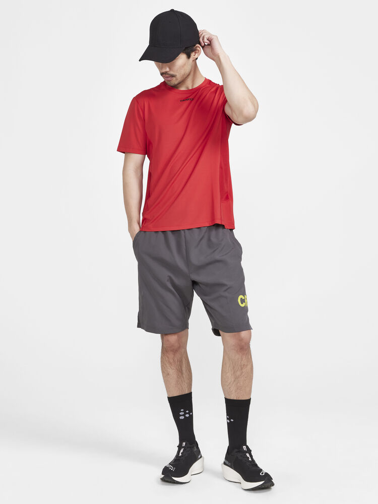 1910262-985000_Core-Essence-Shorts-M_Closeup4