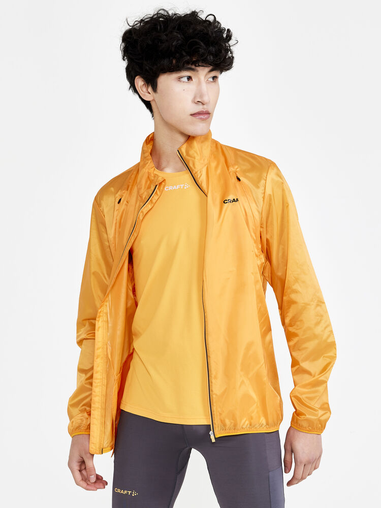 1910410-543000_PRO-Hypervent-Jacket-M_Closeup1
