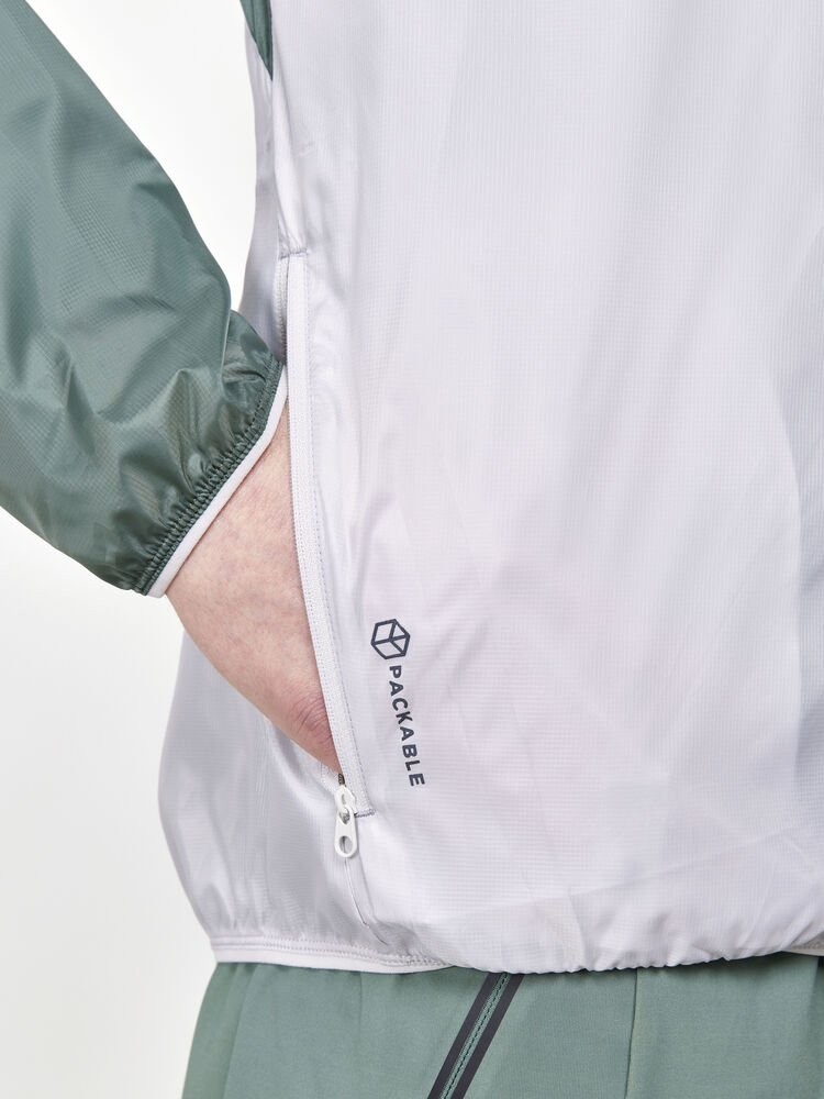 1910410-932687_PRO-Hypervent-Jacket-M_Closeup5