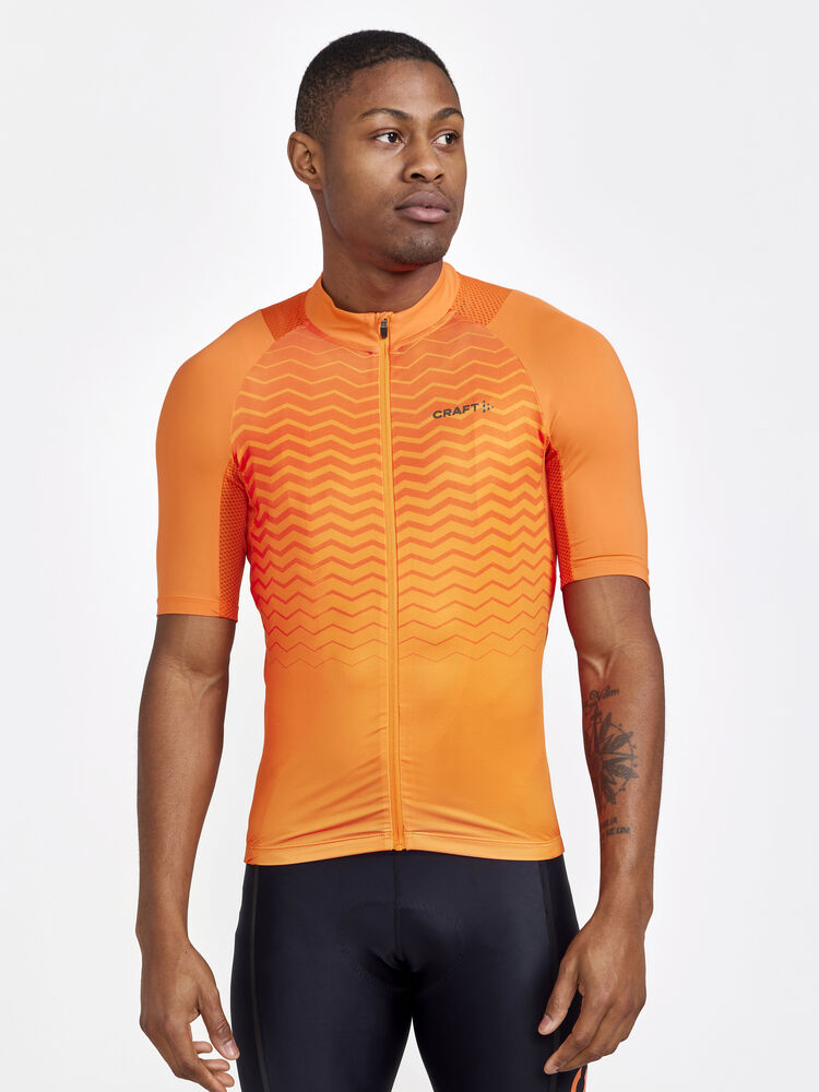 1910520-550000_Adv-Endur-Jersey-M_Closeup1