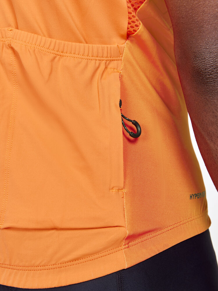 1910520-550000_Adv-Endur-Jersey-M_Closeup3