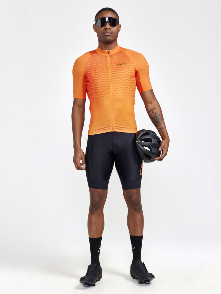 1910520-550000_Adv-Endur-Jersey-M_Closeup5