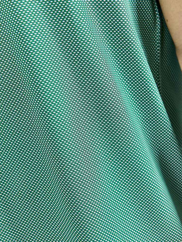 1911109-651900_Progress-Reversible-Basket-Singlet-M_Closeup5