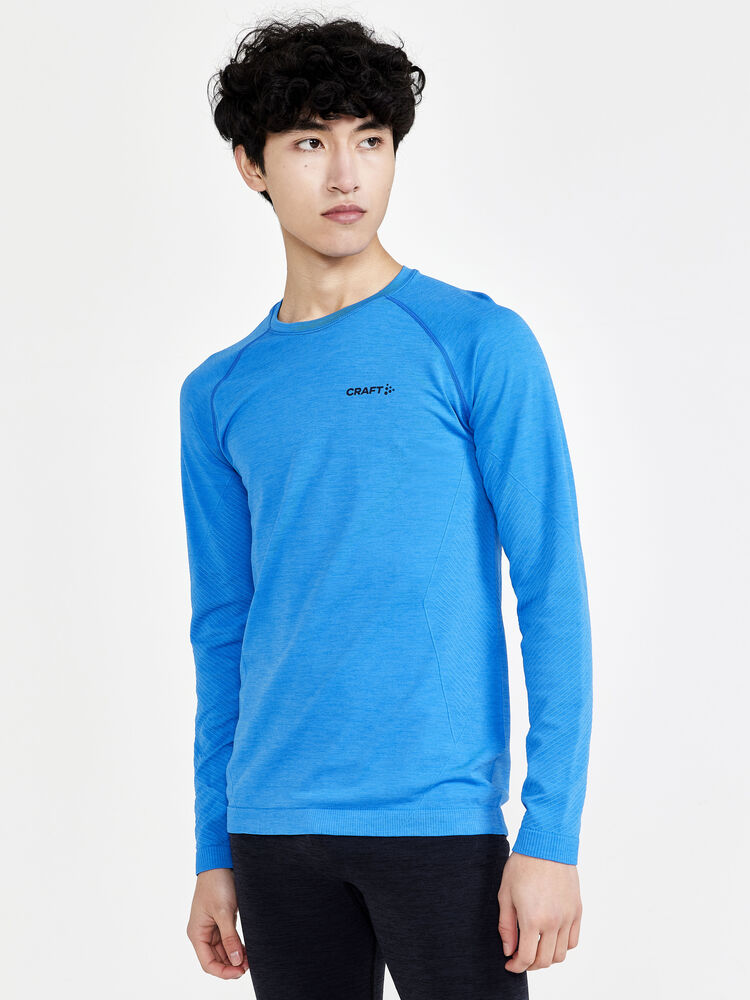 1911157-340000_CORE-Dry-Active-Comfort-LS-M_Closeup1