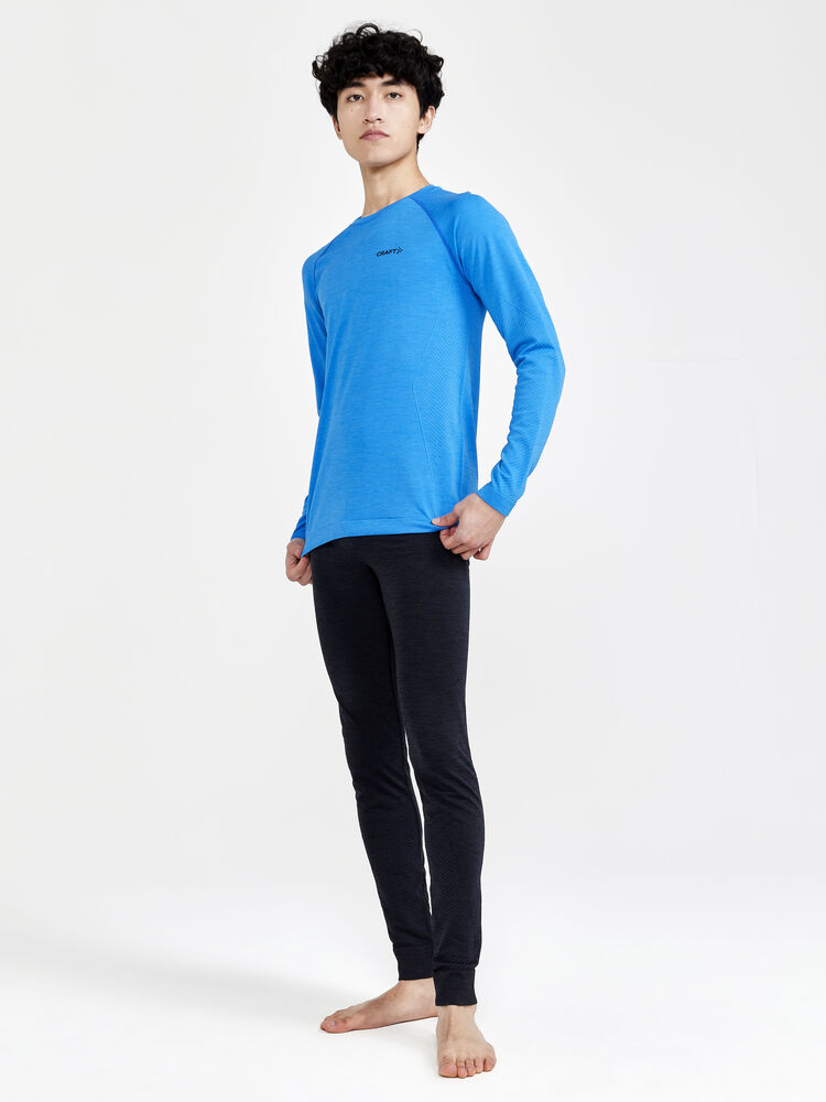 1911157-340000_CORE-Dry-Active-Comfort-LS-M_Closeup5