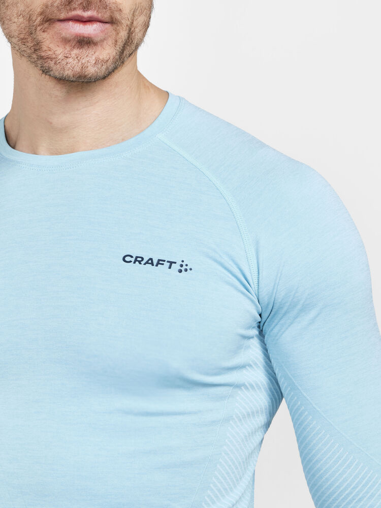 1911157-358000_CORE-Dry-Active-Comfort-LS-M_Closeup4