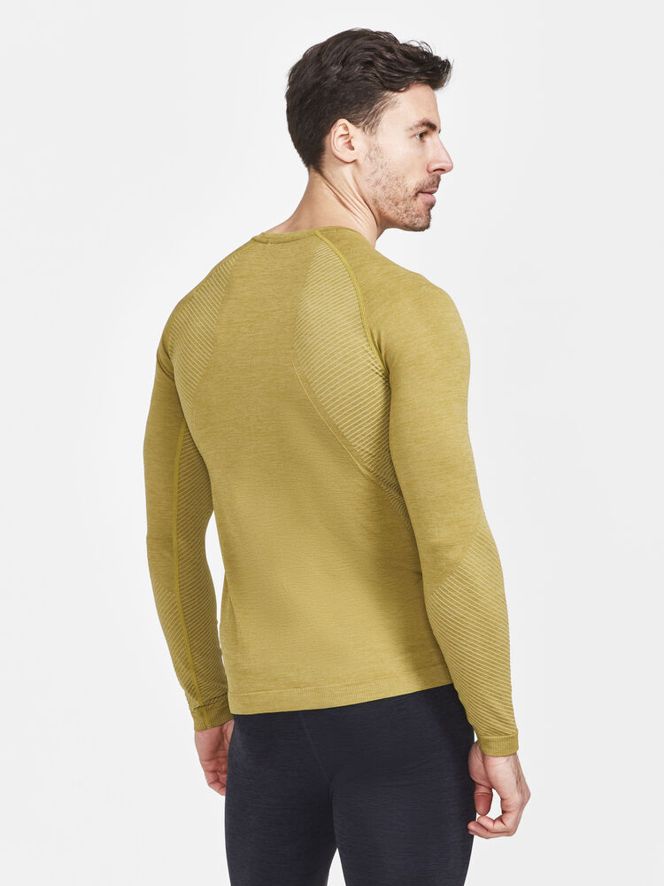 1911157-632000_CORE-Dry-Active-Comfort-LS-M_Closeup2