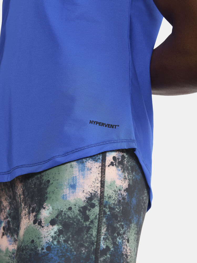 1911242-359000_Core-Essence-SS-Tee-W_closeup4