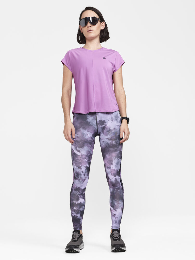 1911242-724000_Core-Essence-SS-Tee-W_Closeup4