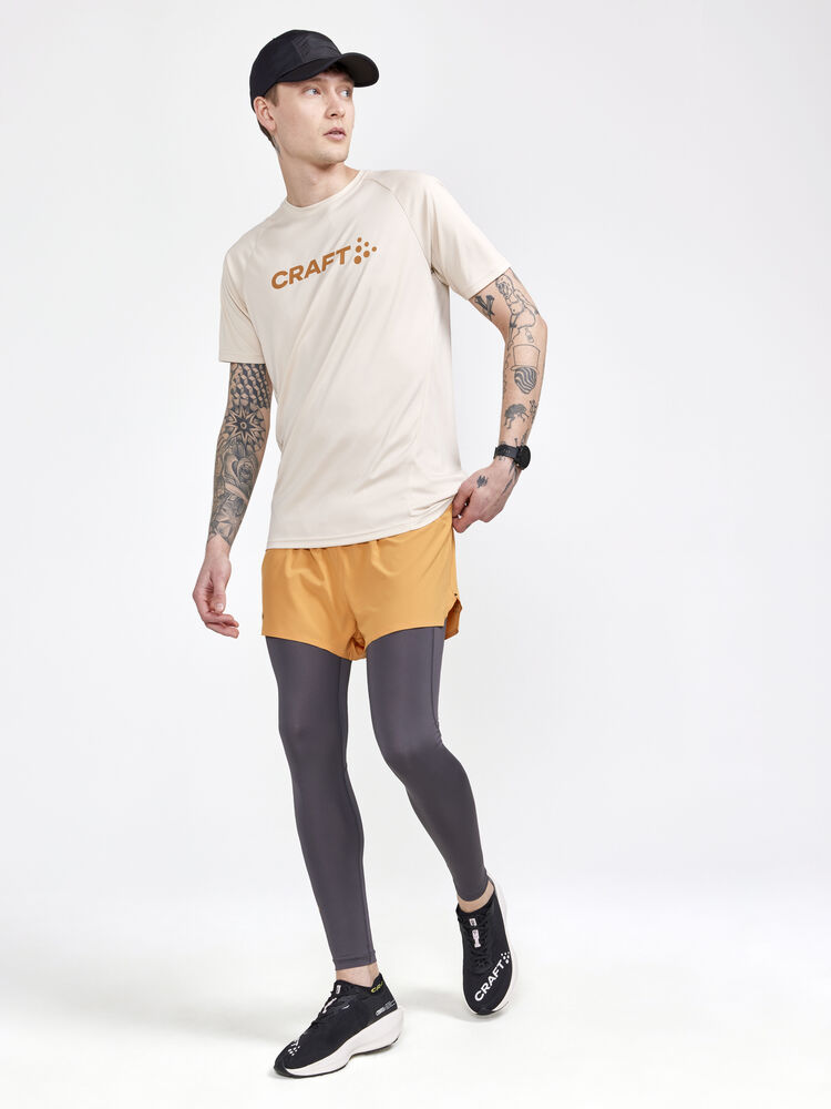 1911786-211000_Core-Essence-Logo-Tee-M_Closeup4