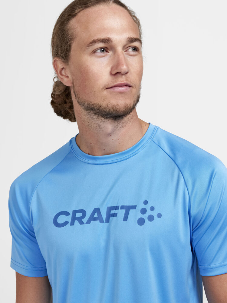 1911786-307000_Core-Essence-Logo-Tee-M_Closeup3