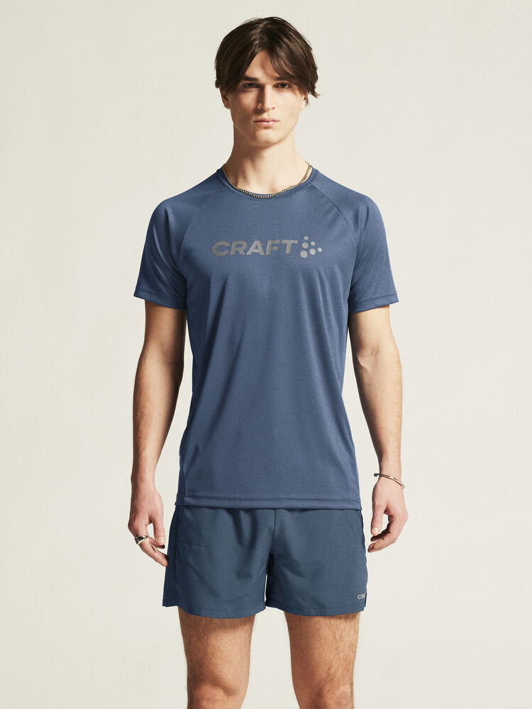 1911786-328000_Core-Essence-Logo-Tee-M_closeup4