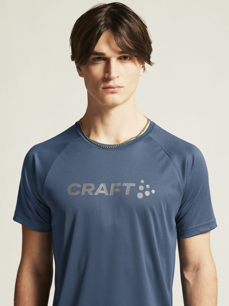 1911786-328000_Core-Essence-Logo-Tee-M_closeup5