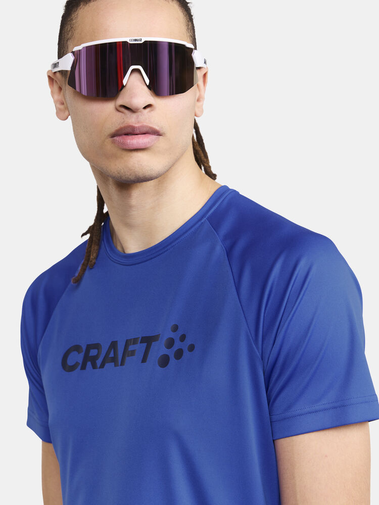 1911786-359000_Core-Essence-Logo-Tee-M_Closeup3