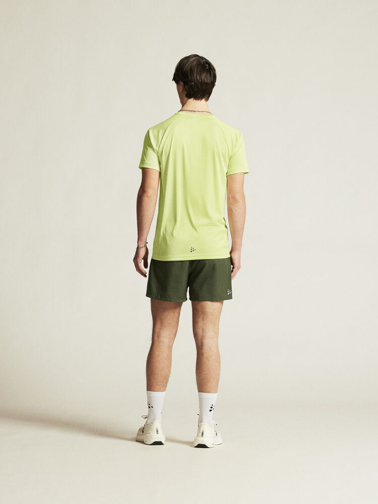 1911786-507000_Core-Essence-Logo-Tee-M_closeup3