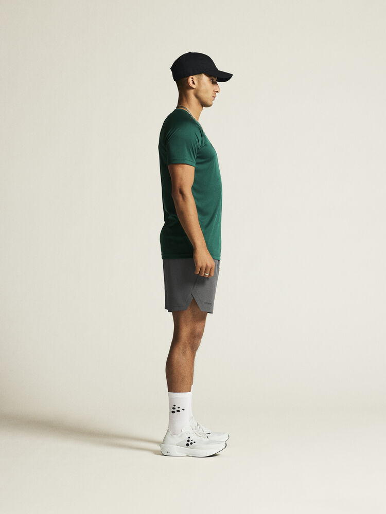 1911786-640000_Core-Essence-Logo-Tee-M_closeup2