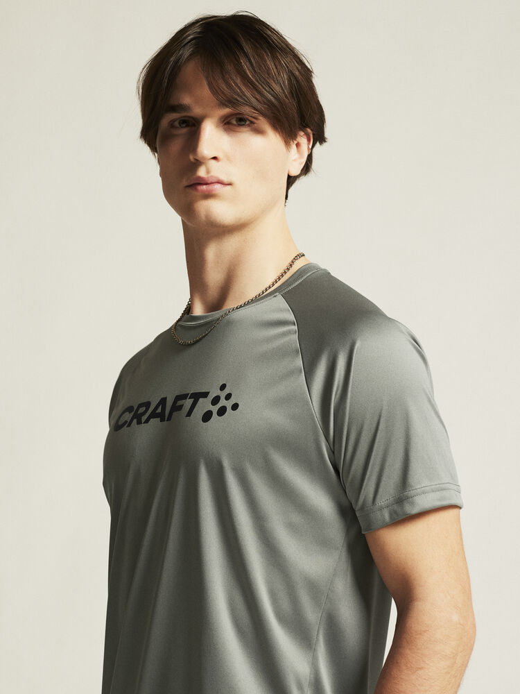 1911786-647000_Core-Essence-Logo-Tee-M_closeup5