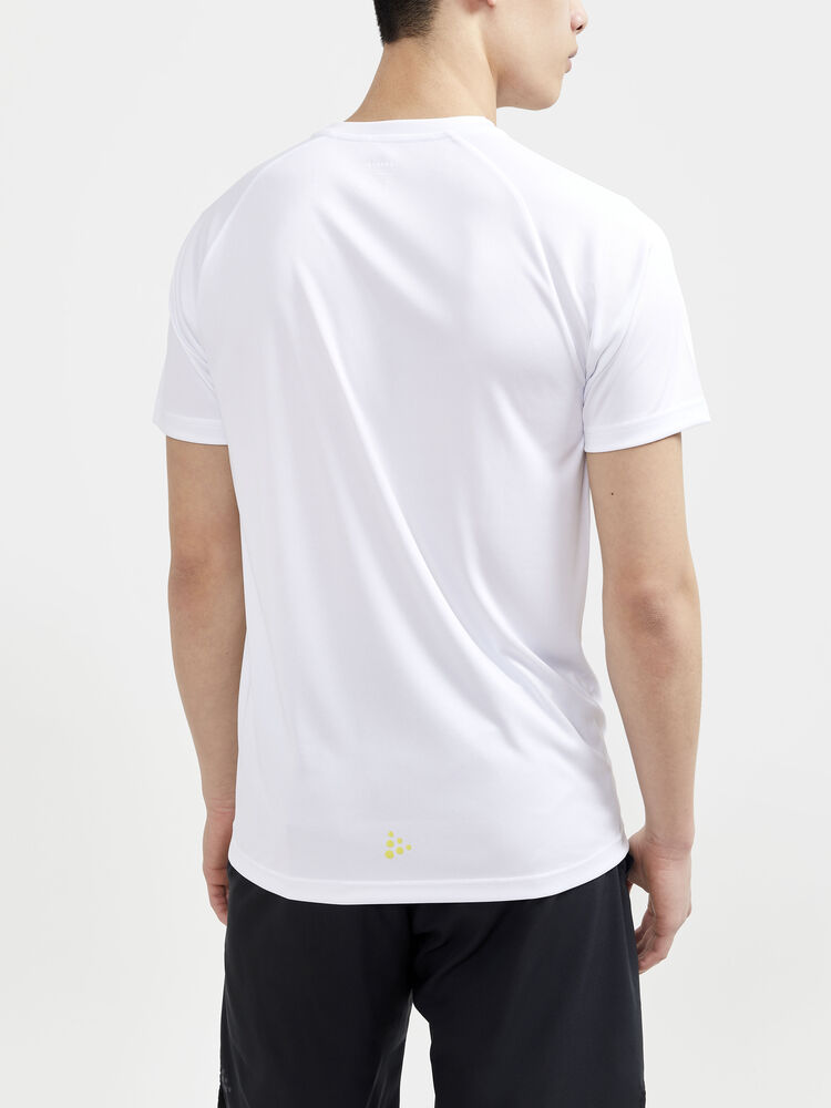 1911786-900000_CORE-Unify-Logo-Tee-M_Closeup2