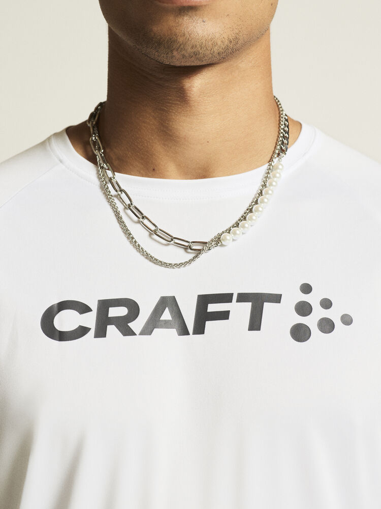 1911786-900985_Core-Essence-Logo-Tee-M_closeup6