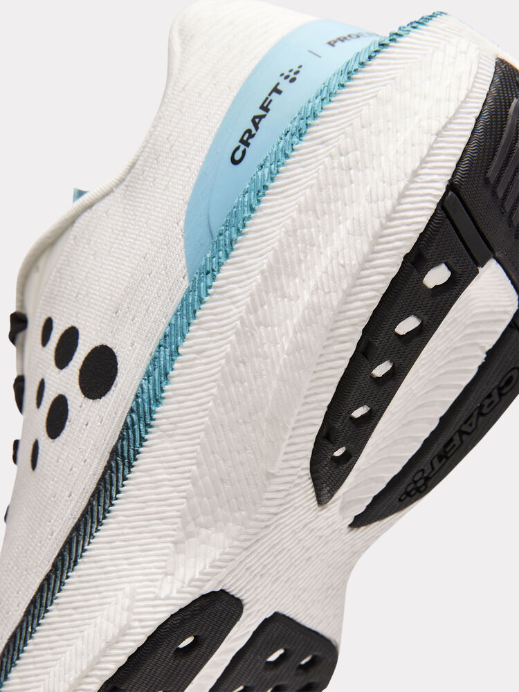 1912183-900327_PRO-Endur-Distance-M_Closeup5