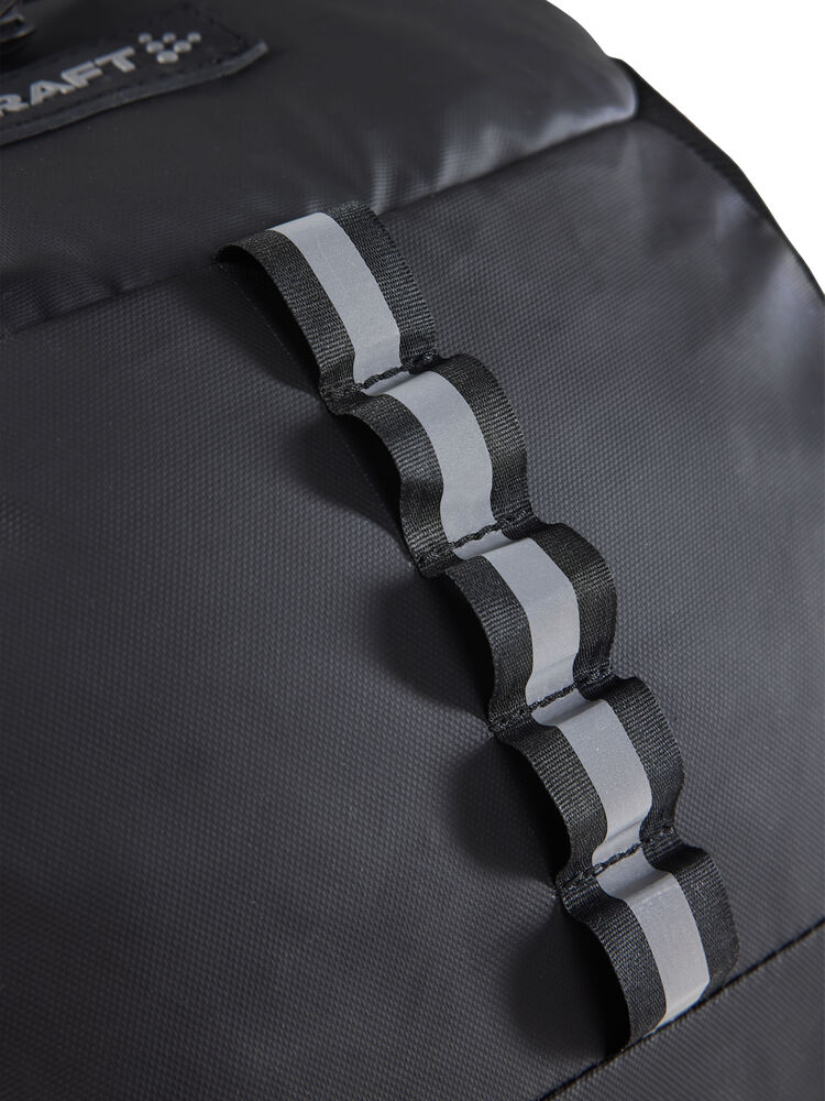 1912510-985000_Adv-Entity-Travel-Backpack-40-L_Closeup1