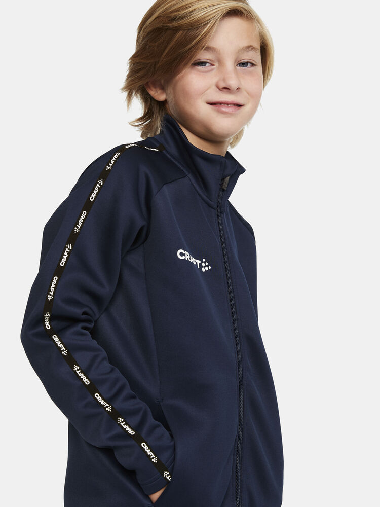1912730-390000_Squad-2.0-Full-Zip-Jr_Closeup5