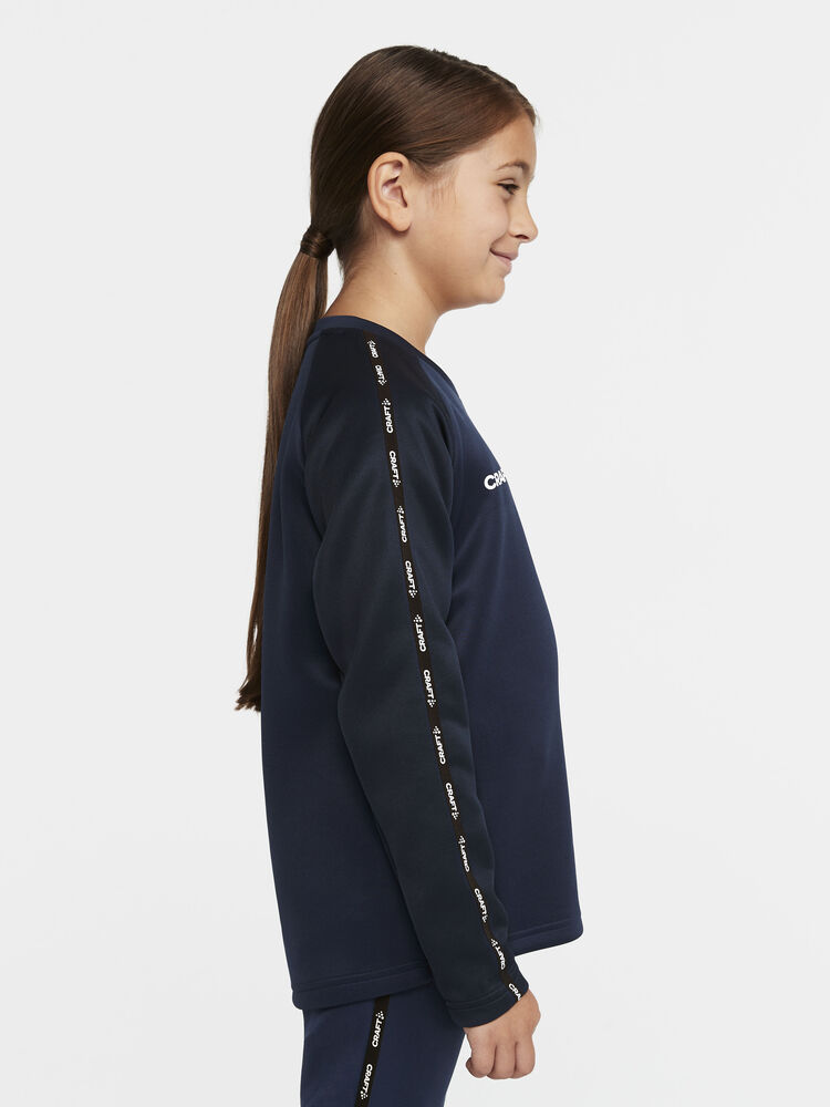 1912736-390000_Squad-2.0-Crewneck-Jr_Closeup2