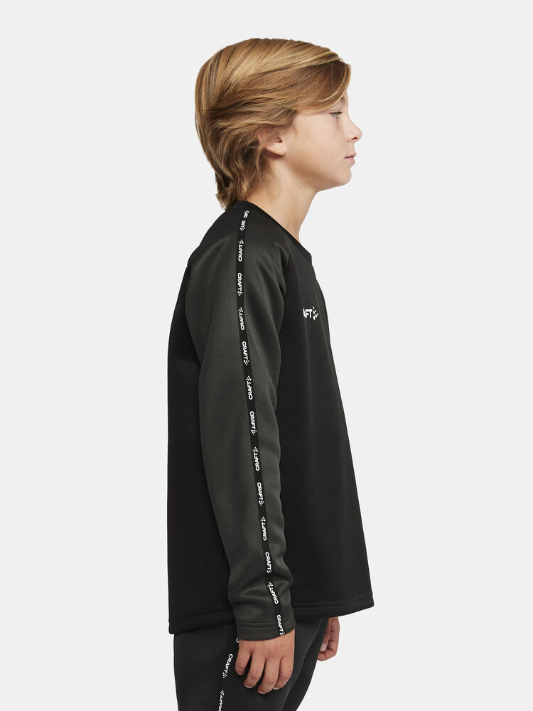 1912736-999985_Squad-2.0-Crewneck-Jr_Closeup3