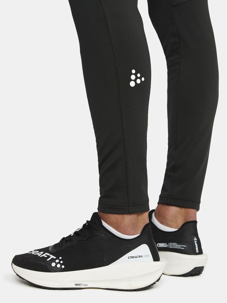 1912751-999000_Extend-Slim-Pant-M_Closeup4