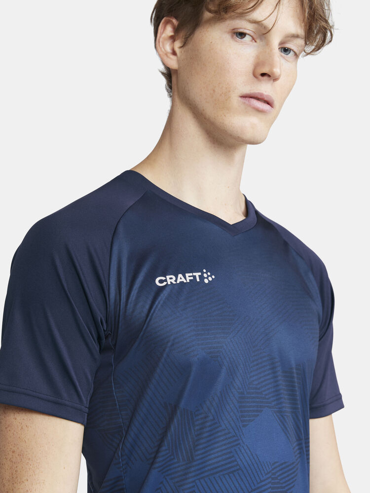 1912759-390000_Premier-Fade-Jersey-M_Closeup4